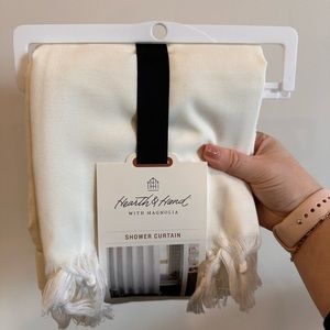 NWT HEARTH & HAND SHOWER CURTAIN